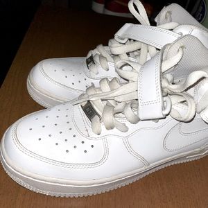 Air Force 1 mid